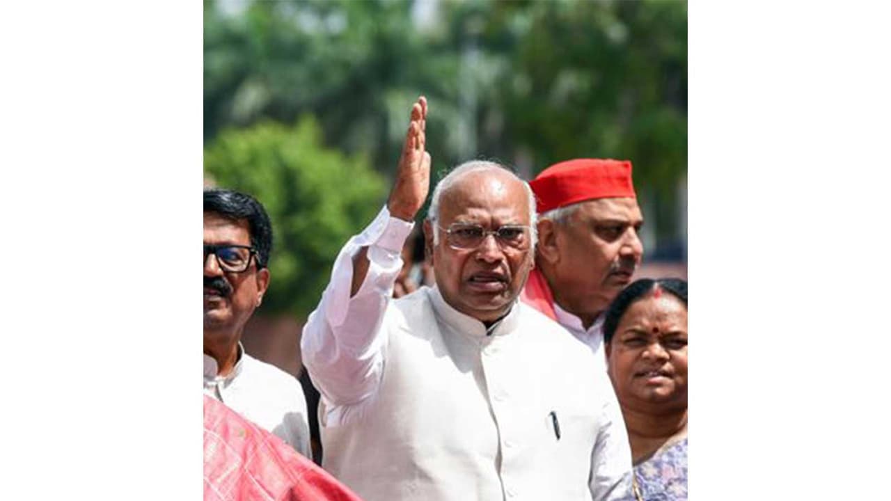 Congress president Mallikarjun Kharge (Photo/ANI) Congress president Mallikarjun Kharge (Photo/ANI)