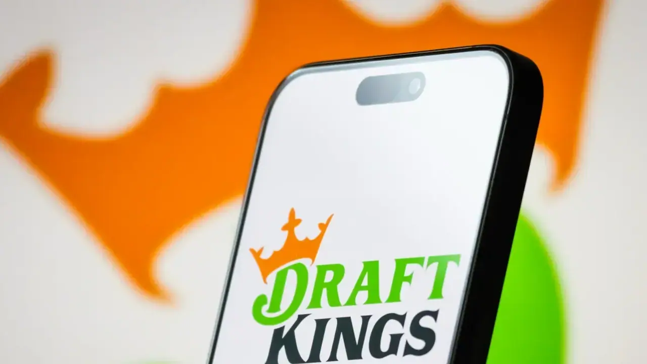 https://stocktwits.com/news articles/markets/equity/why is dkng stock rising today june 9/cZ0UkluR7R1 https://stocktwits.com/news articles/markets/equity/why is dkng stock rising today june 9/cZ0UkluR7R1