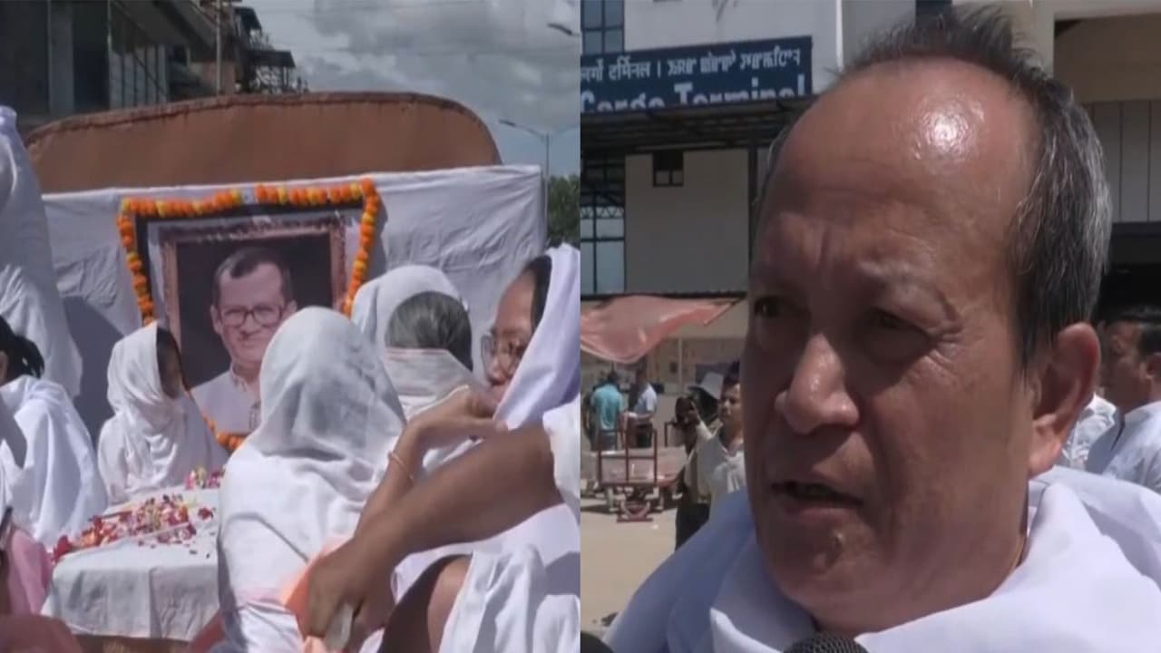 Mortal remains of Chongtham Vikram Singh, Singh’s brother Chongtham Vivek (Photo/ANI) Mortal remains of Chongtham Vikram Singh, Singh’s brother Chongtham Vivek (Photo/ANI)
