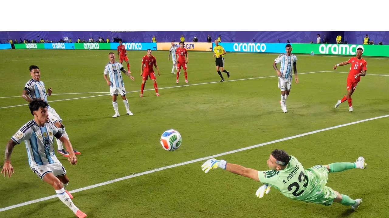 Soccer Football FIFA World Cup 2026 Quarter Final Argentina v Switzerland Kansas City Stadium, Kansas City, Missouri, U.S. July 11, 2026 Argentina's Emiliano Martinez in action as he makes a save. (Photo: REUTERS/Lee Smith) Soccer Football FIFA World Cup 2026 Quarter Final Argentina v Switzerland Kansas City Stadium, Kansas City, Missouri, U.S. July 11, 2026 Argentina's Emiliano Martinez in action as he makes a save. (Photo: REUTERS/Lee Smith)