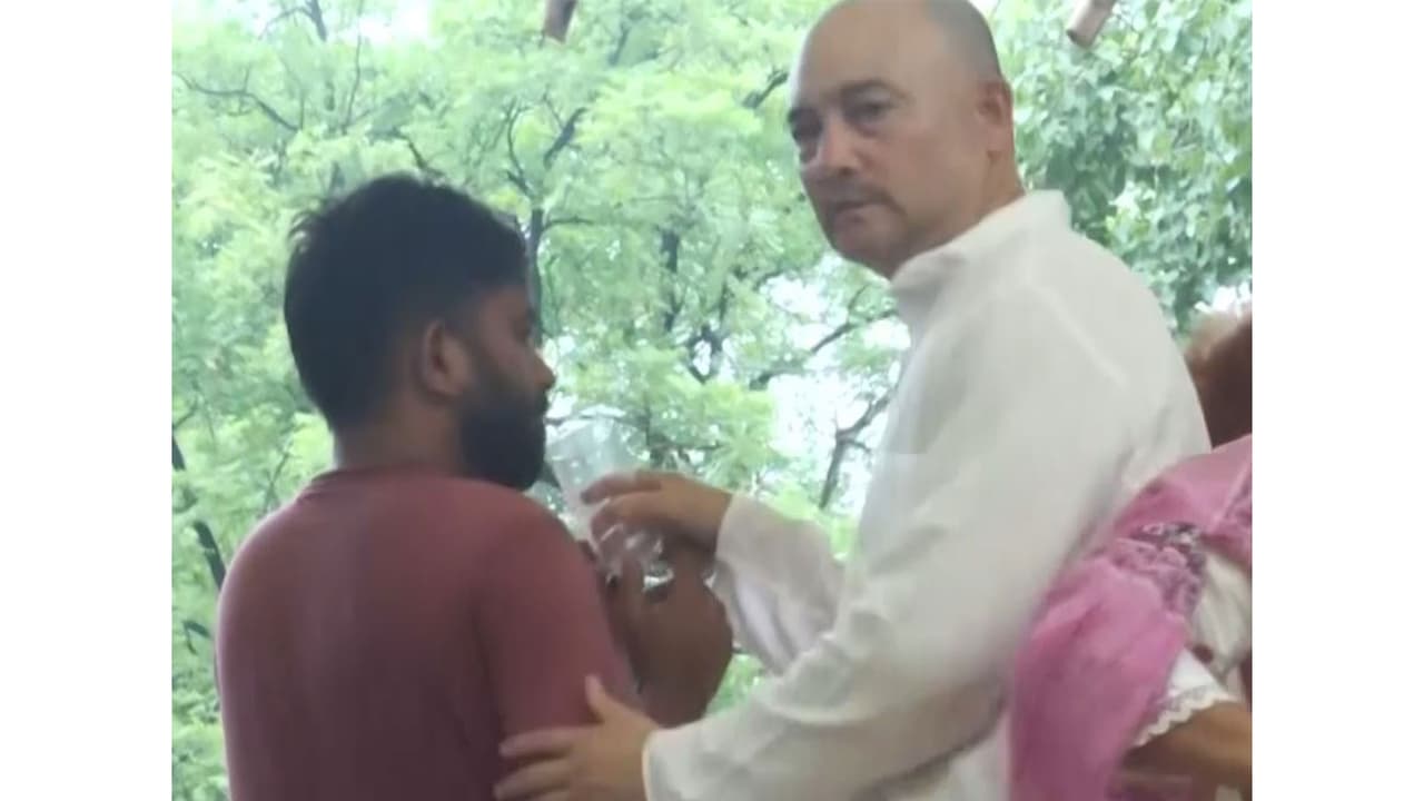 CJP founder Abhijeet Dipke calls off his hunger strike (Photo/ANI) CJP founder Abhijeet Dipke calls off his hunger strike (Photo/ANI)