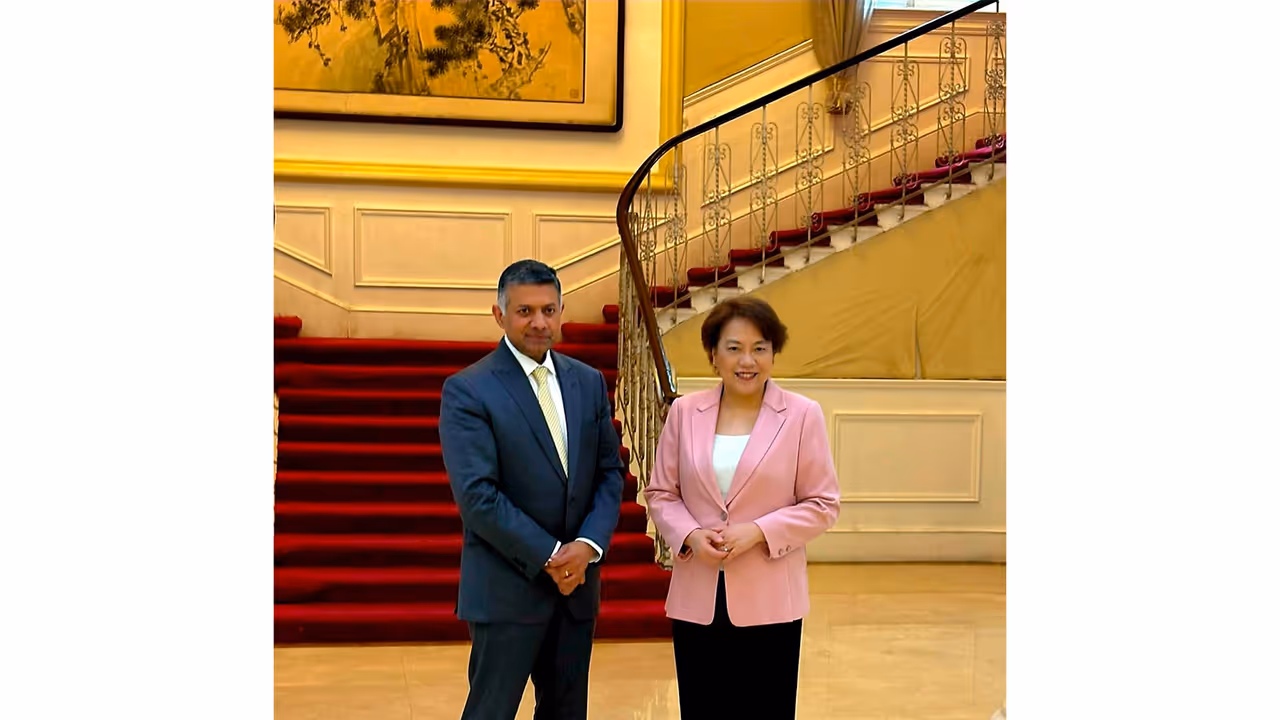 Indian Ambassador to China, Vikram Doraiswami with Chen Bo, President of the China Institute of International Studies(CIIS) (Photo: X@EOIBeijing) Indian Ambassador to China, Vikram Doraiswami with Chen Bo, President of the China Institute of International Studies(CIIS) (Photo: X@EOIBeijing)