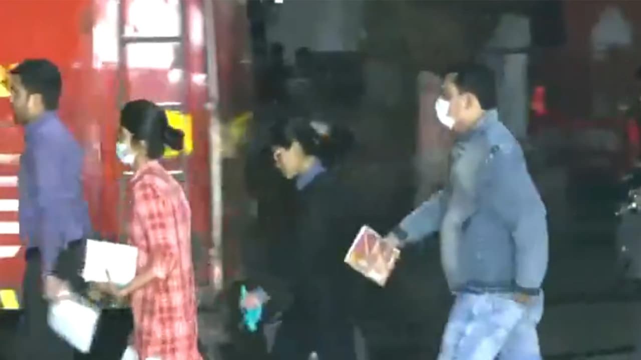 Forensic team arrives at the spot after the blast near Gate no 1 of the Red Fort Metro station in Delhi 1 (Photo/ANI) Forensic team arrives at the spot after the blast near Gate no 1 of the Red Fort Metro station in Delhi 1 (Photo/ANI)