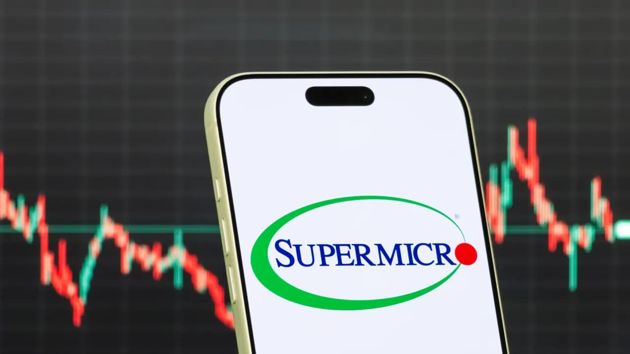 https://stocktwits.com/news articles/markets/equity/smci stock jumps premarket super micro keeps lid on 60 b orderbook cfo says emerging neoclouds and cs ps in mix/cZoFxC4RJge https://stocktwits.com/news articles/markets/equity/smci stock jumps premarket super micro keeps lid on 60 b orderbook cfo says emerging neoclouds and cs ps in mix/cZoFxC4RJge