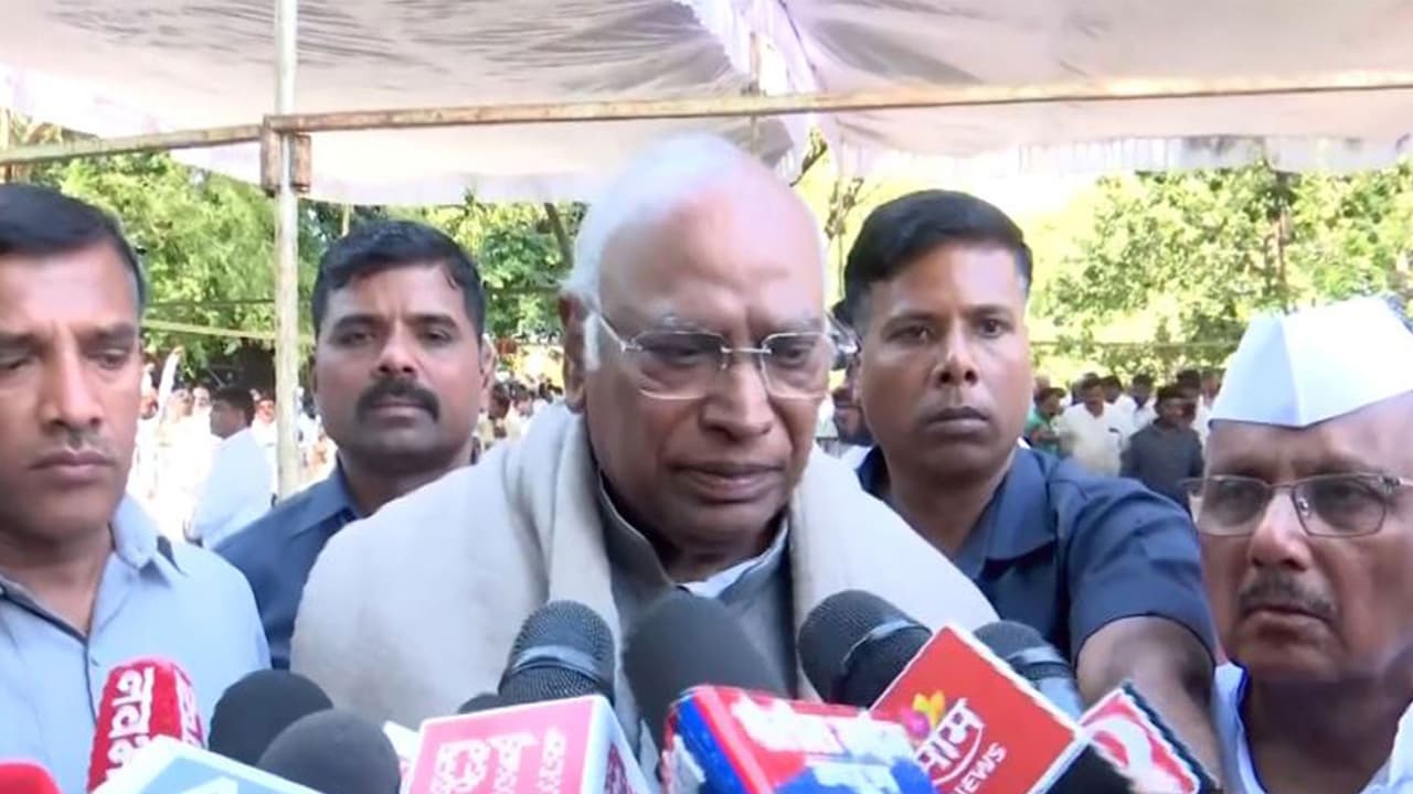 Congress President Mallikarjun Kharge (Photo/ANI) Congress President Mallikarjun Kharge (Photo/ANI)
