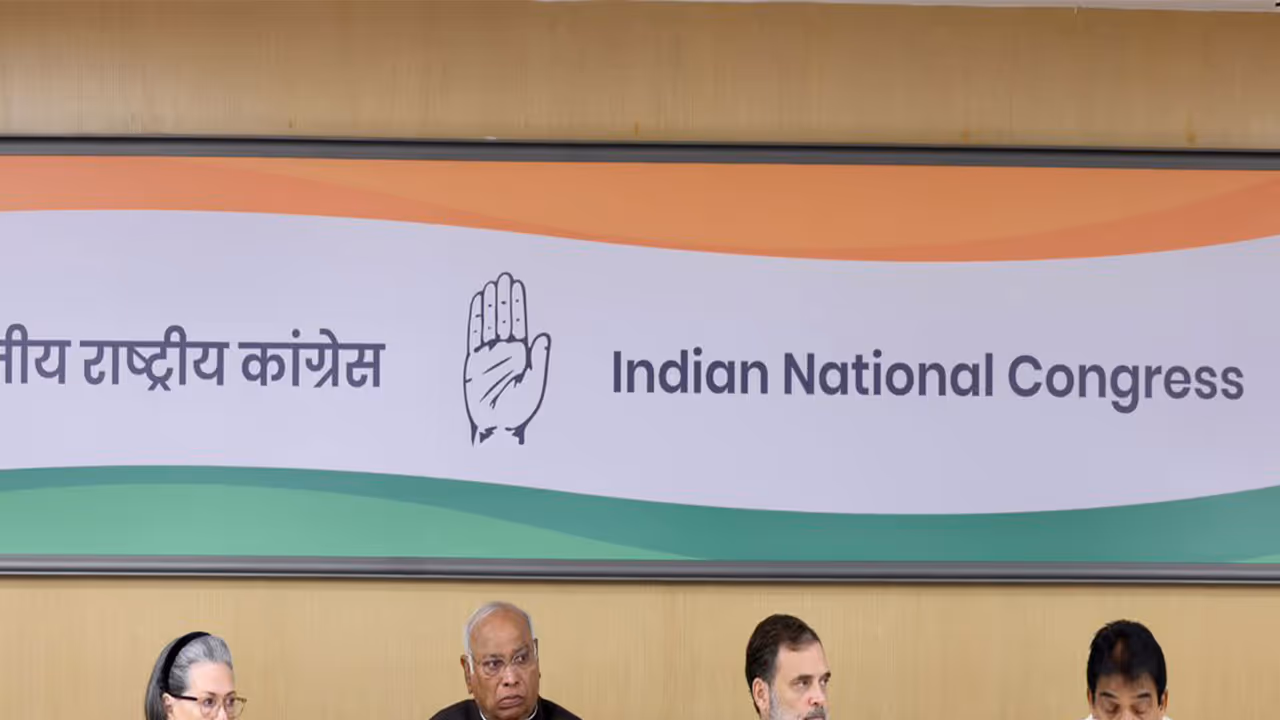 Congress president Mallikarjun Kharge at CWC meet (Photo/@kharge) Congress president Mallikarjun Kharge at CWC meet (Photo/@kharge)