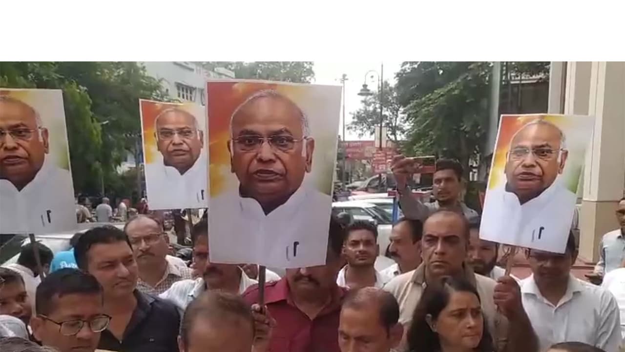 Congress protest in Haridwar (Photo/ANI) Congress protest in Haridwar (Photo/ANI)