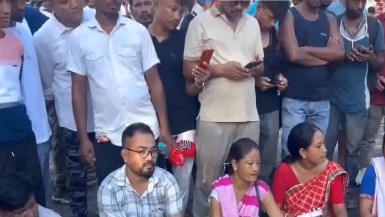 Indefinite blockade imposed by Mising community over Assam Arunachal border firing (Photo/ANI) Indefinite blockade imposed by Mising community over Assam Arunachal border firing (Photo/ANI)