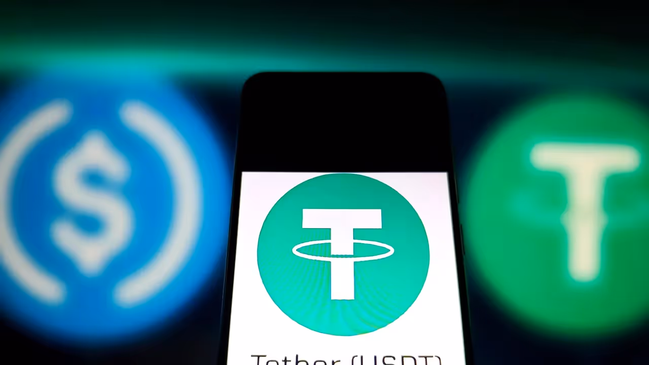 https://stocktwits.com/news articles/markets/cryptocurrency/stablecoin issuer tether reportedly eyes sky high 500 b valuation/chDKtPqR3dZ