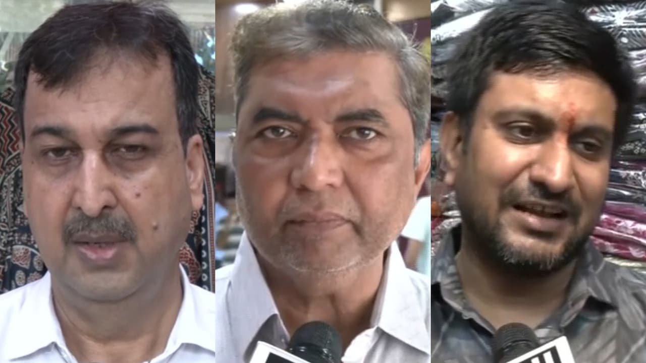 Surat textile traders on UPI MDR (Photo/ANI) Surat textile traders on UPI MDR (Photo/ANI)