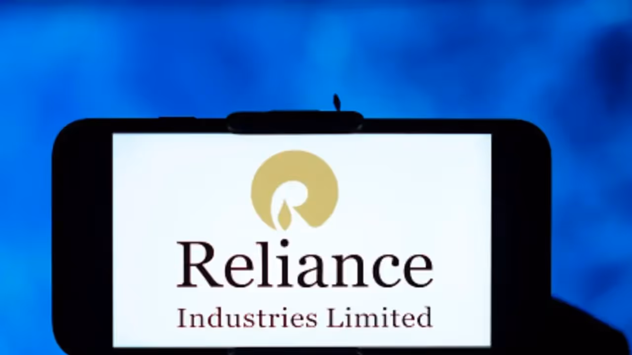 https://stocktwits.com/news articles/markets/equity/reliance eyes 1 500 mark sebi ra flags buy on dips opportunity on strong technicals/chmPx9zRR5j https://stocktwits.com/news articles/markets/equity/reliance eyes 1 500 mark sebi ra flags buy on dips opportunity on strong technicals/chmPx9zRR5j