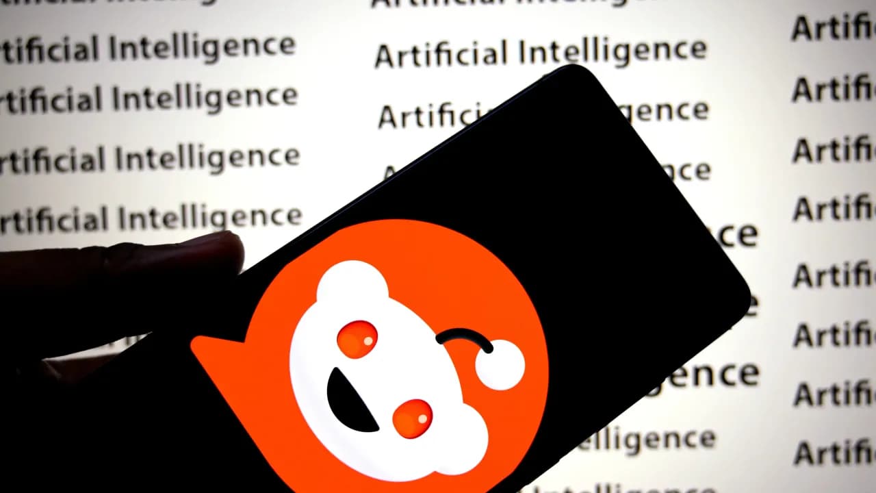 https://stocktwits.com/news articles/markets/equity/here s why reddit stock is soaring premarket today/chr3MDCRdbP https://stocktwits.com/news articles/markets/equity/here s why reddit stock is soaring premarket today/chr3MDCRdbP