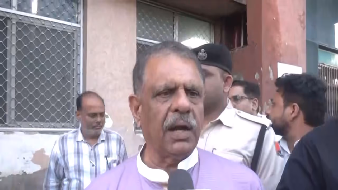 Rajasthan Minister Gajendra Singh Khimsar (Photo/ANI) Rajasthan Minister Gajendra Singh Khimsar (Photo/ANI)