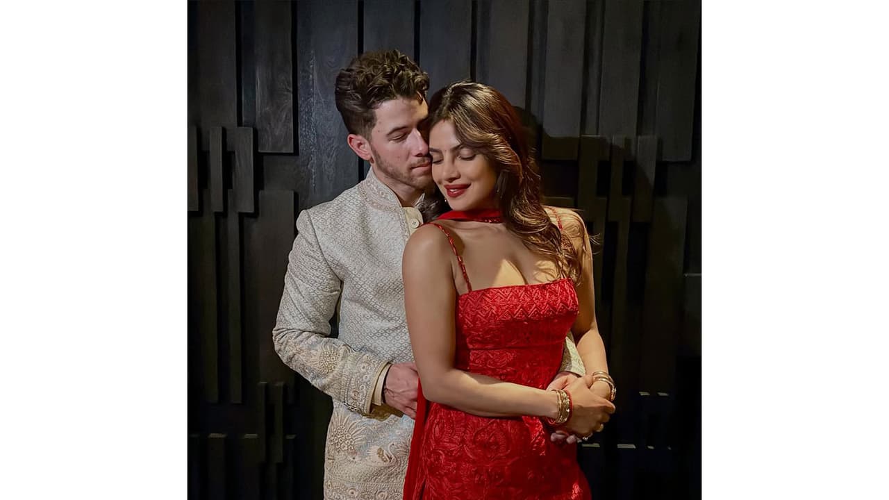 Nick Jonas, Priyanka Chopra Jonas (Photo/Instagram@priyankachopra)