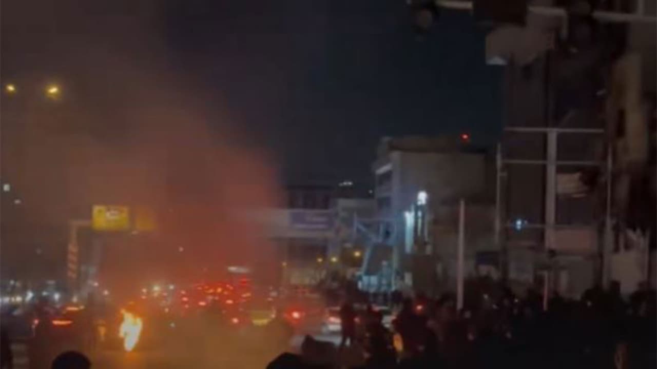 Screengrab of Protest Video posted by journalist Masih Alinejad (Photo/@AlinejadMasih) Screengrab of Protest Video posted by journalist Masih Alinejad (Photo/@AlinejadMasih)