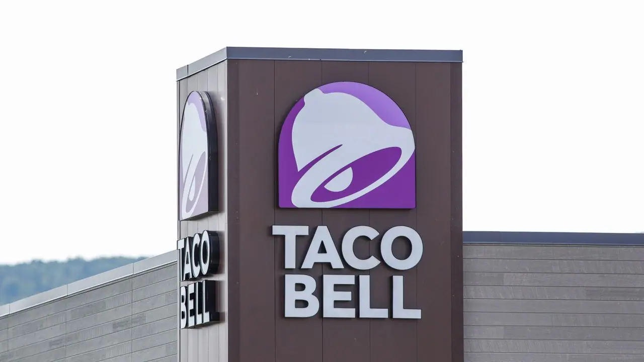 https://stocktwits.com/news articles/markets/equity/yum stock eyes second straight weekly gain analyst sees upside from yum brands global expansion bets on taco bell and kfc/cZxfjklRBpV https://stocktwits.com/news articles/markets/equity/yum stock eyes second straight weekly gain analyst sees upside from yum brands global expansion bets on taco bell and kfc/cZxfjklRBpV