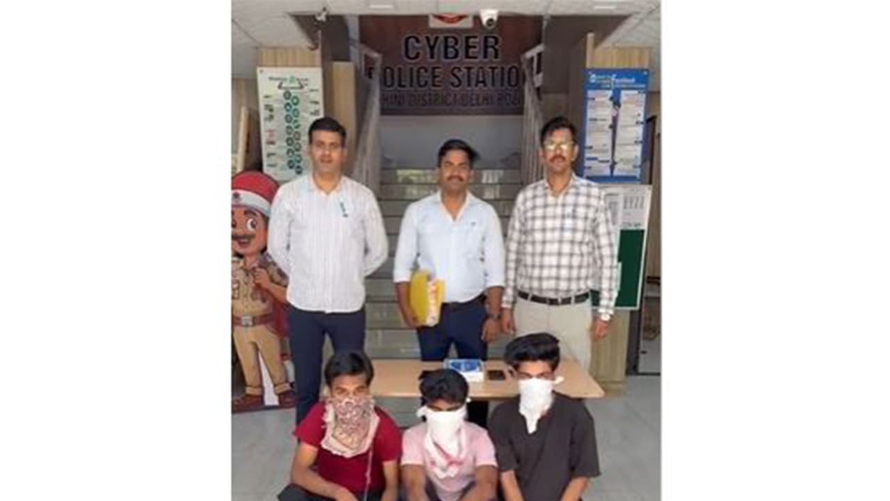 The three accused arrested by the police in connection with the “Digital Arrest” cyber fraud case (Photo/ANI) The three accused arrested by the police in connection with the “Digital Arrest” cyber fraud case (Photo/ANI)