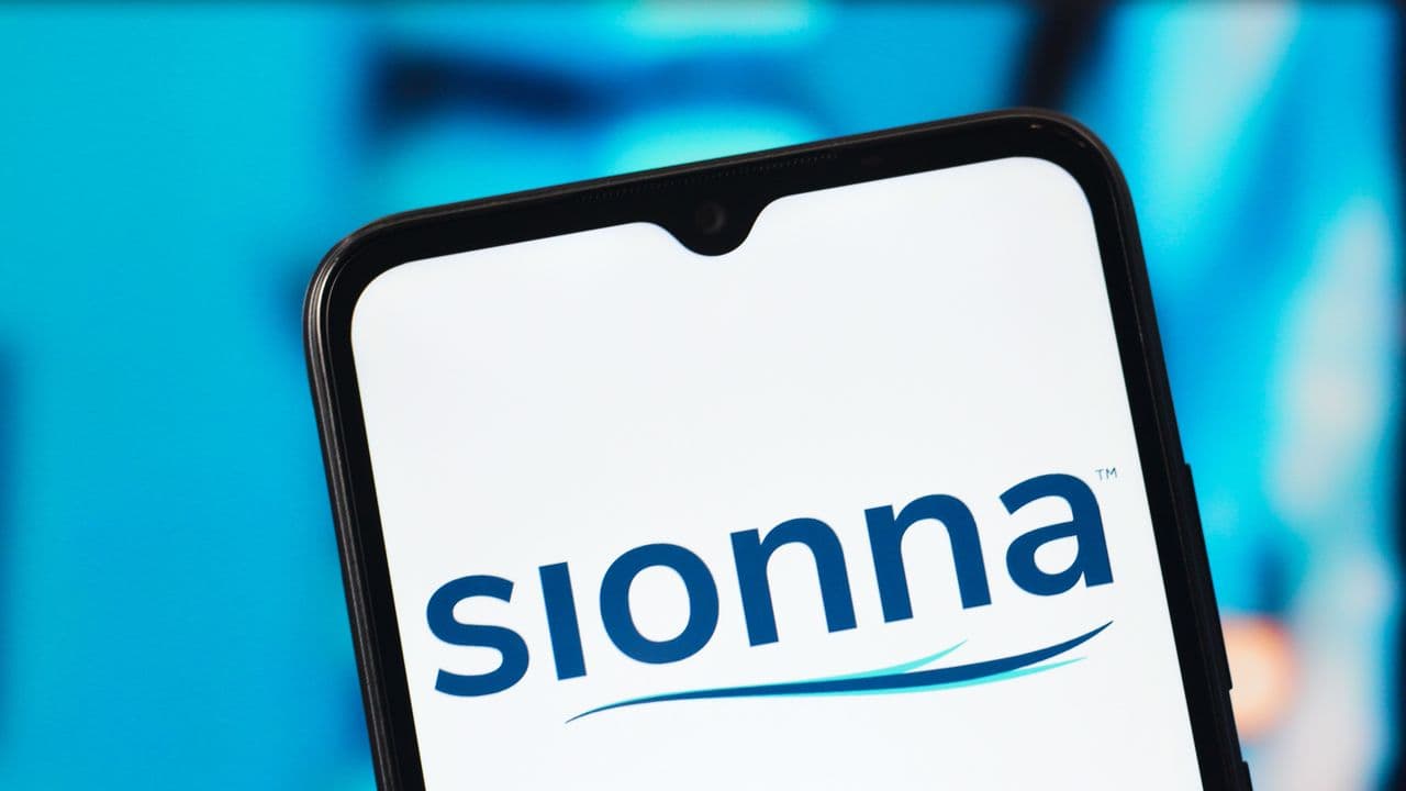 https://stocktwits.com/news articles/markets/equity/sion stock on track for worst day ever after 90 drop what s driving the selloff/cZojDxtRJfP https://stocktwits.com/news articles/markets/equity/sion stock on track for worst day ever after 90 drop what s driving the selloff/cZojDxtRJfP