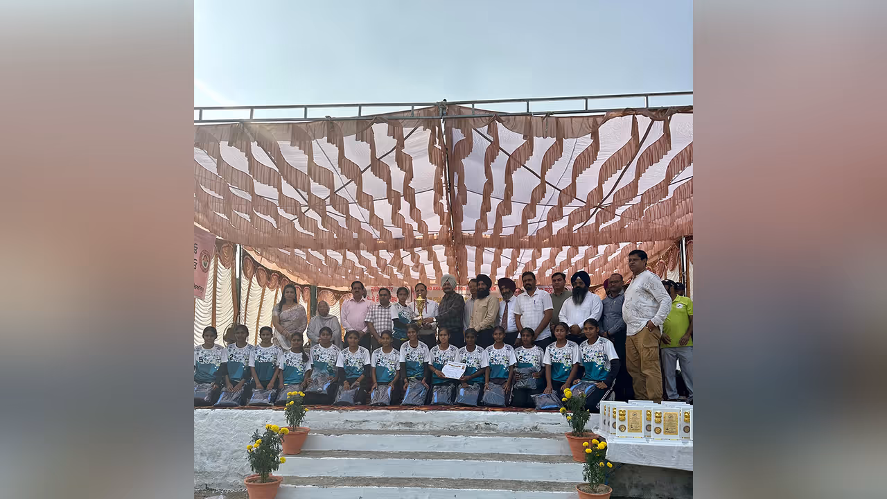 Kho Kho players (Photo: KKFI) Kho Kho players (Photo: KKFI)