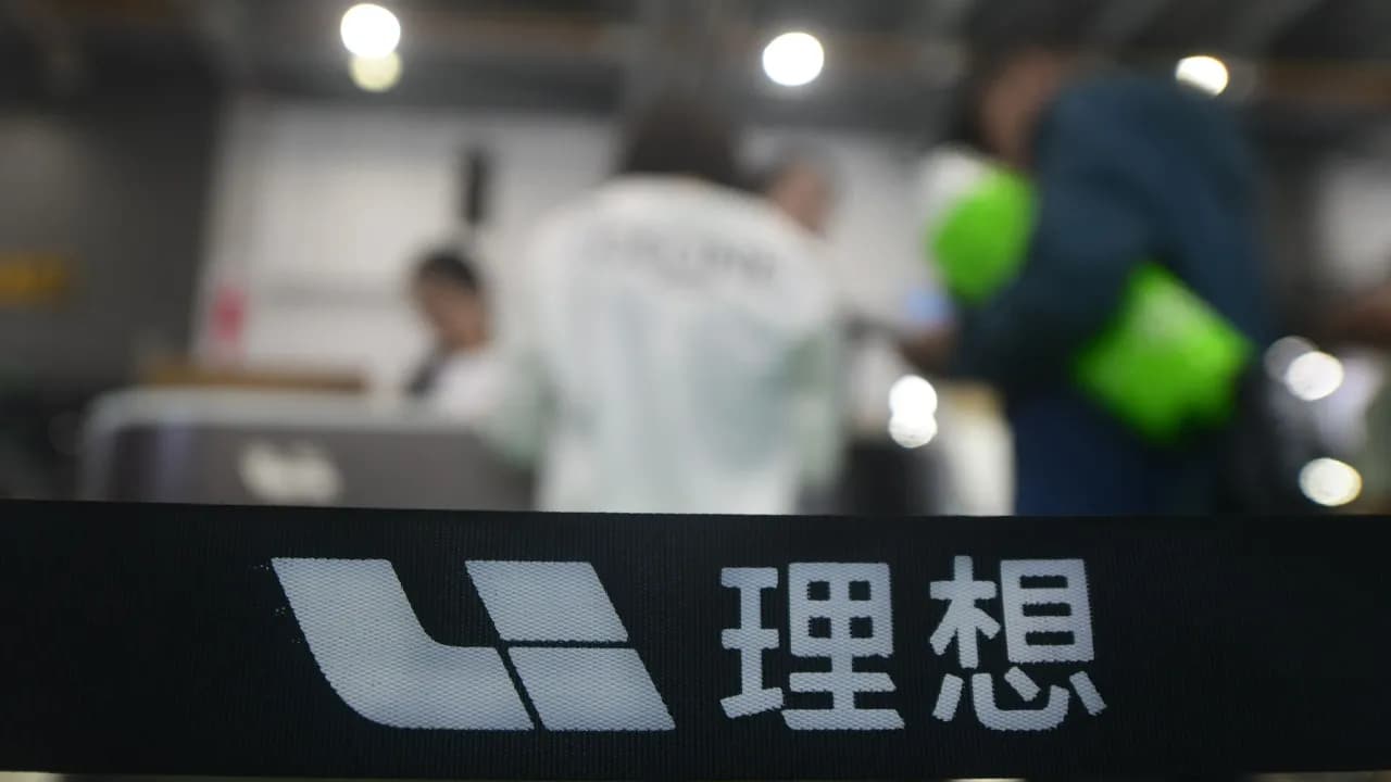 https://stocktwits.com/news articles/markets/equity/li stock jumps as li auto makes its second launch this month to chase 20 delivery growth/cZtYndzRBPL https://stocktwits.com/news articles/markets/equity/li stock jumps as li auto makes its second launch this month to chase 20 delivery growth/cZtYndzRBPL