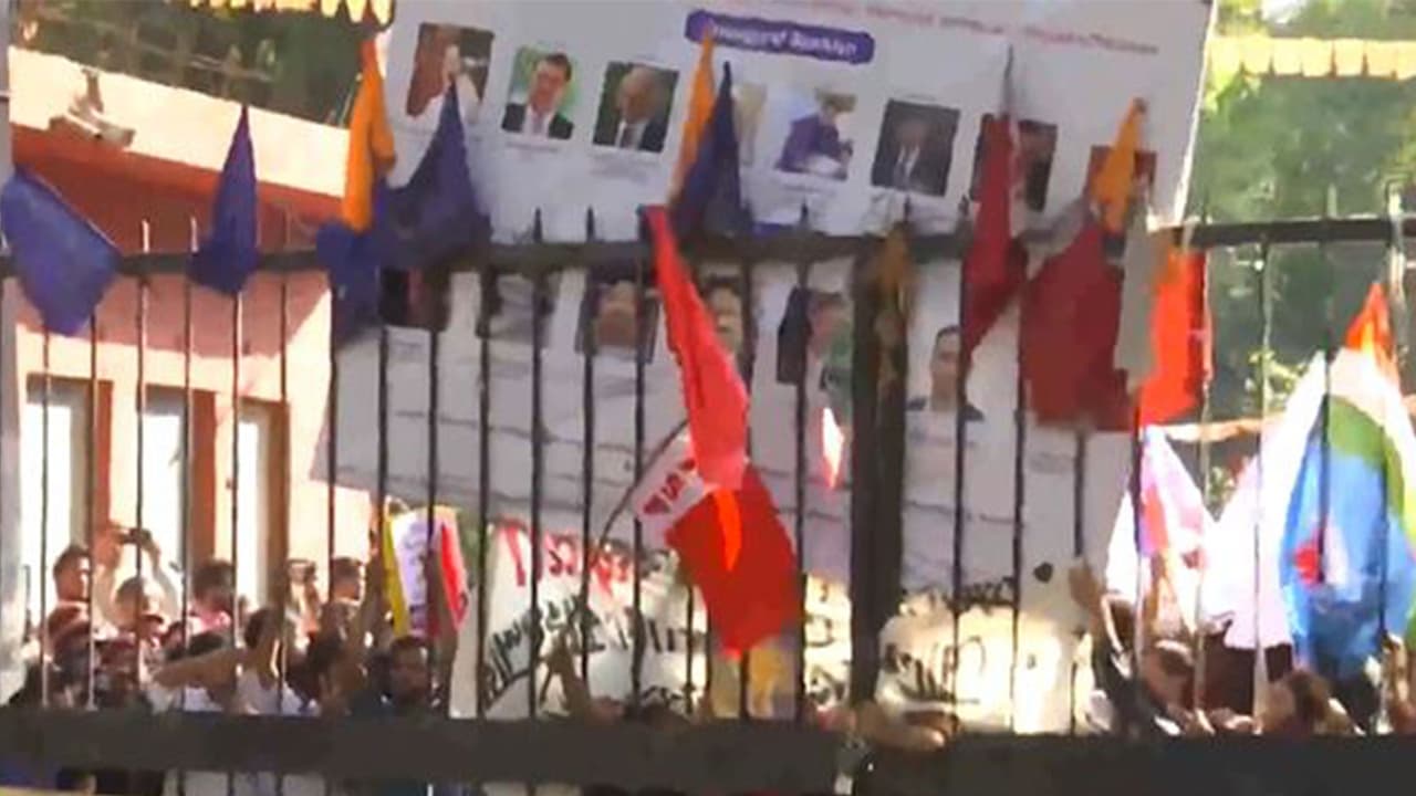 Students' protest against JNU VC on Thursday (File Photo/ANI) Students' protest against JNU VC on Thursday (File Photo/ANI)