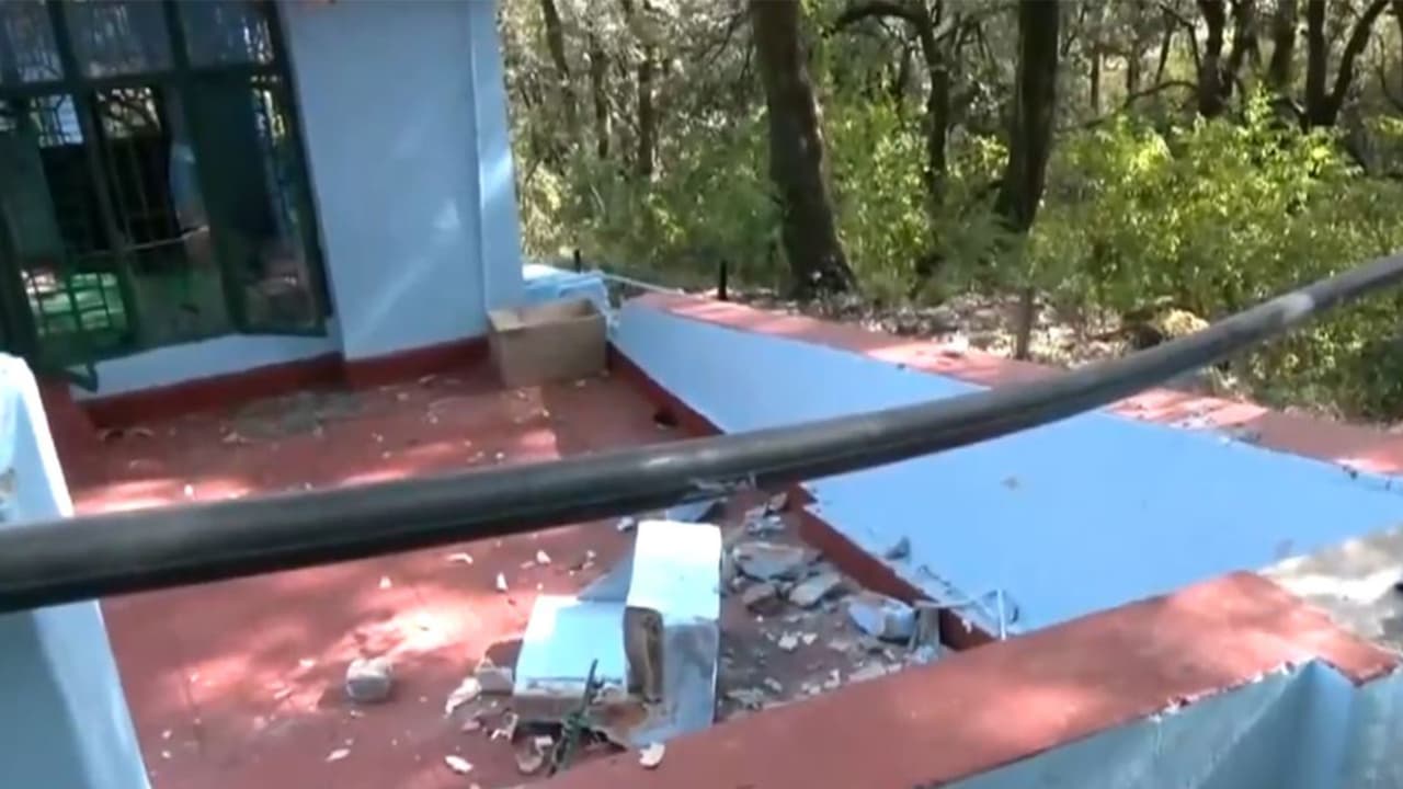 Sufi poet Baba Bulleh Shah's shrine located in Bala Hissar was vandalised by unidentified miscreants (Photo/ANI) Sufi poet Baba Bulleh Shah's shrine located in Bala Hissar was vandalised by unidentified miscreants (Photo/ANI)