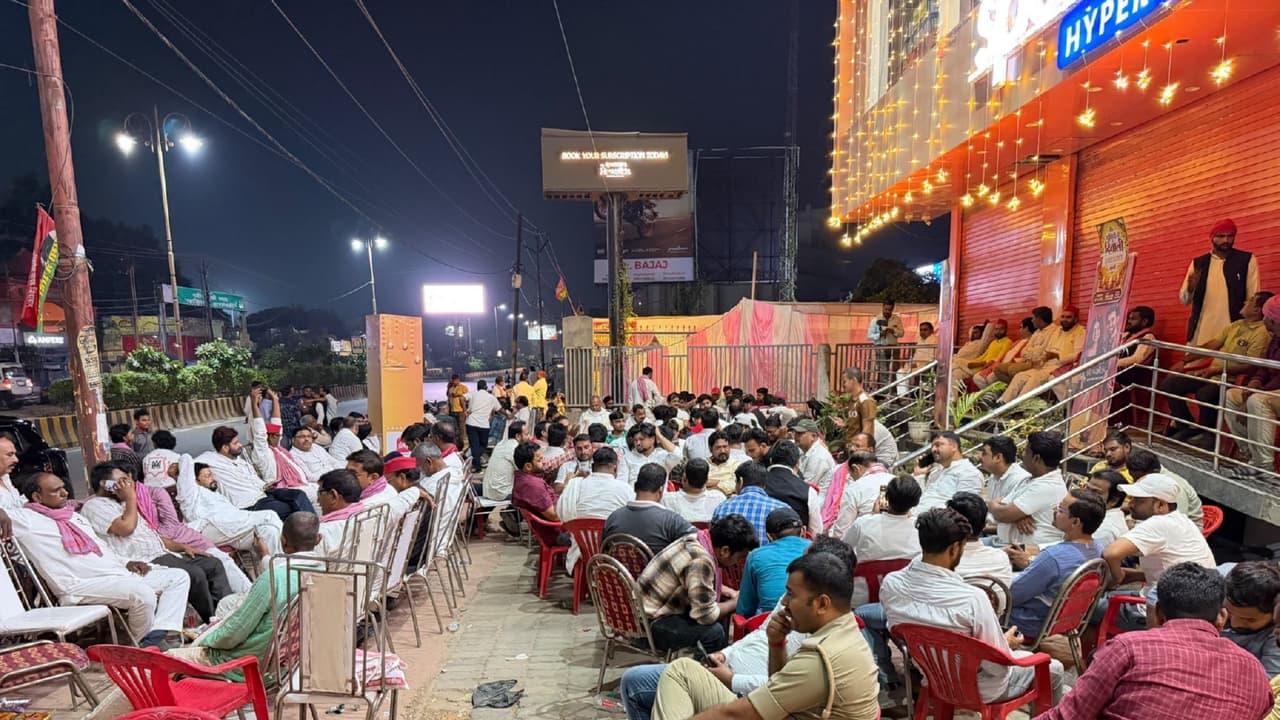 Samajwadi Party workers gather outside a counting centre to stay vigilant during UP MLC poll vote counting (Photo: x/@yadavakhilesh) Samajwadi Party workers gather outside a counting centre to stay vigilant during UP MLC poll vote counting (Photo: x/@yadavakhilesh)