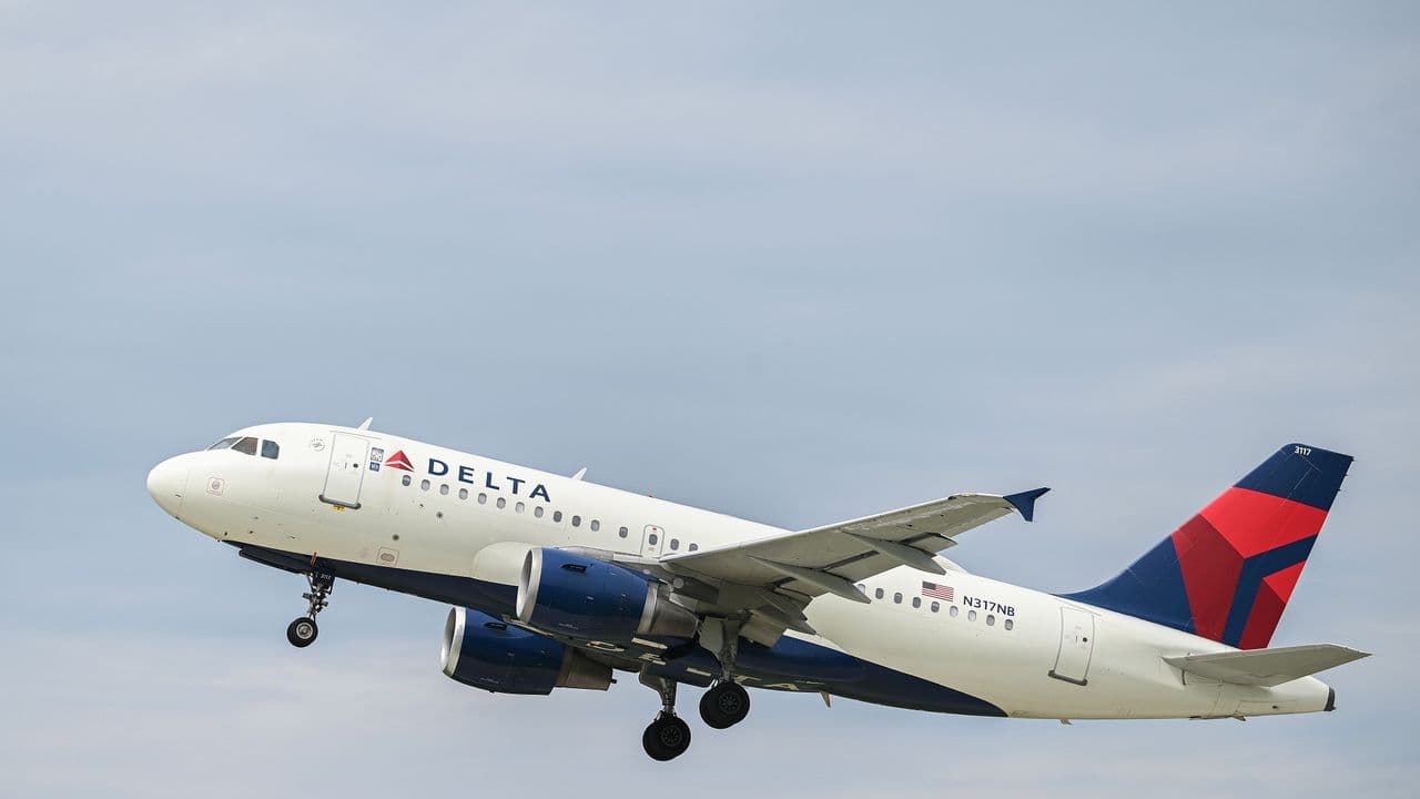 https://stocktwits.com/news articles/markets/equity/dal stock rises overnight analysts back delta ahead of q3 earnings despite fuel cost pressures/cZD6KtwRBVA https://stocktwits.com/news articles/markets/equity/dal stock rises overnight analysts back delta ahead of q3 earnings despite fuel cost pressures/cZD6KtwRBVA