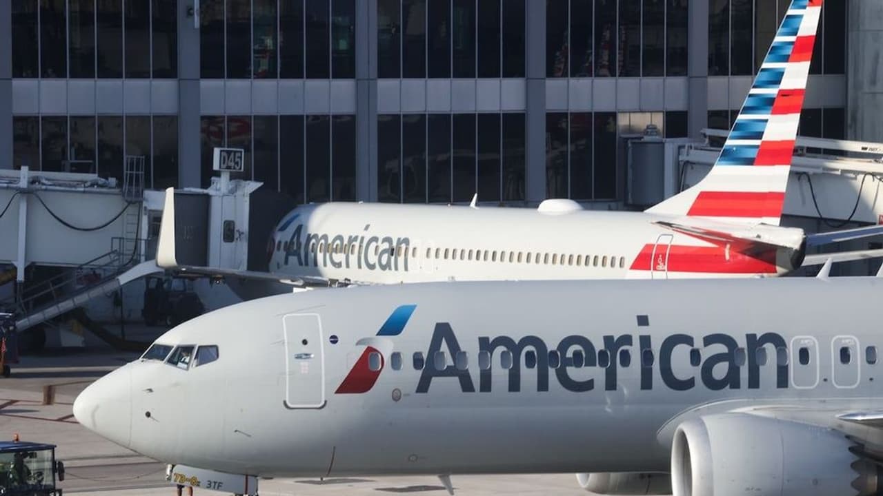 https://stocktwits.com/news articles/markets/equity/american airlines aal stock falls fuel costs guidance cut q2 earnings/cZZn8dMR7xD https://stocktwits.com/news articles/markets/equity/american airlines aal stock falls fuel costs guidance cut q2 earnings/cZZn8dMR7xD