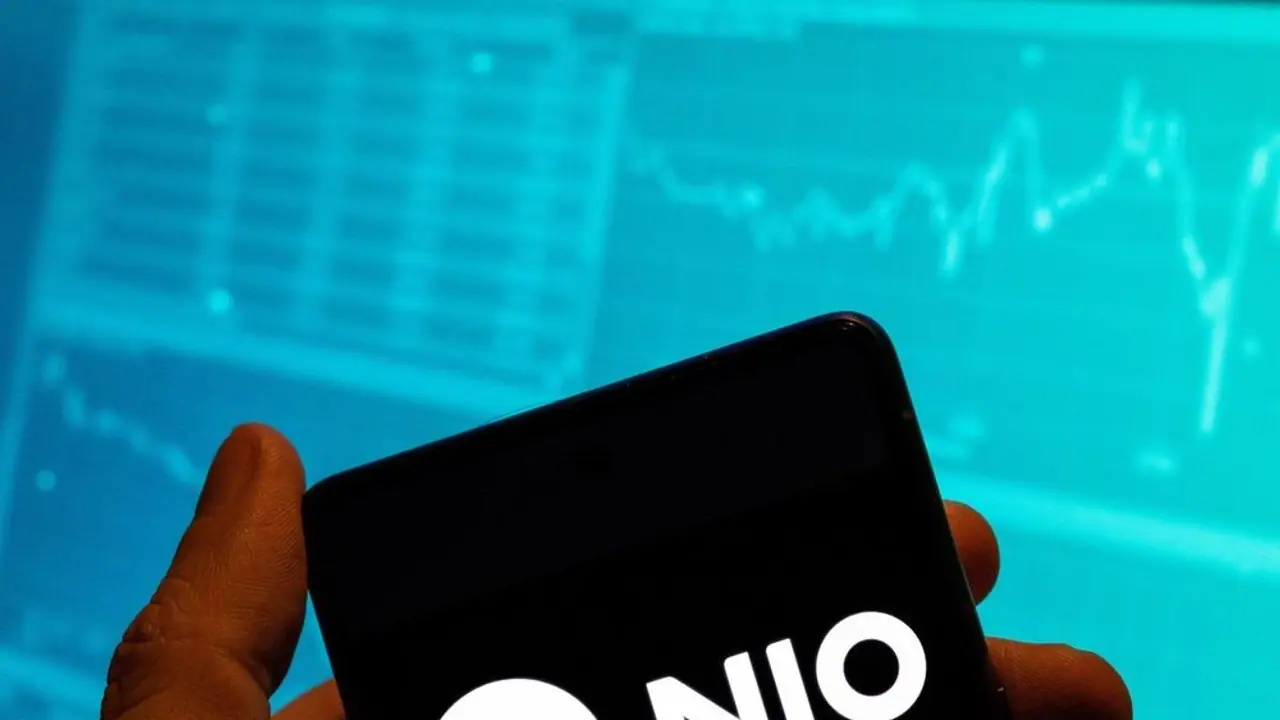 Where Will Nio Stock Close This Month? Most Retail Traders Bet On A Rebound To 4 Month Highs