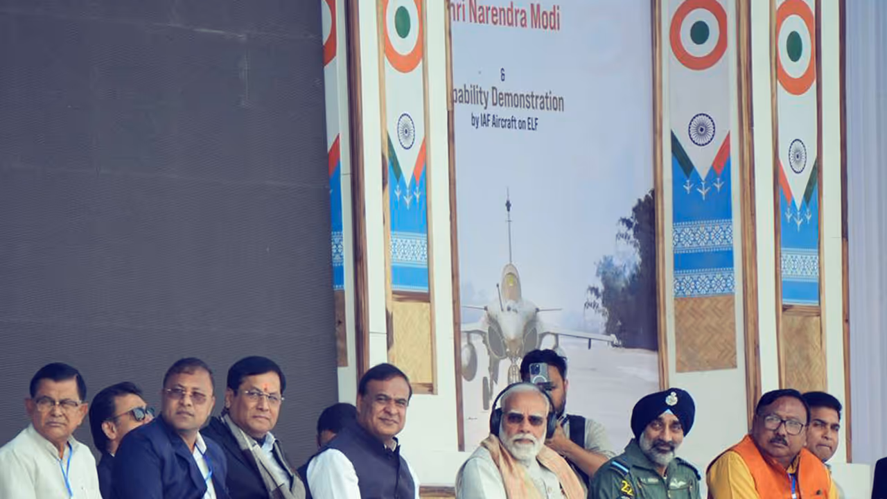PM Modi, Assam CM, and Air Chief Marshal during the inauguration of the newly built Emergency Landing Facility (ELF) in Assam's Dibrugarh (Photo/ANI) PM Modi, Assam CM, and Air Chief Marshal during the inauguration of the newly built Emergency Landing Facility (ELF) in Assam's Dibrugarh (Photo/ANI)