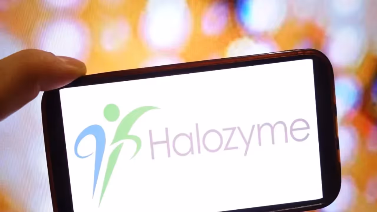 https://stocktwits.com/news articles/markets/equity/halozyme sues merck over keytruda formulation/chQFJCpRbWB https://stocktwits.com/news articles/markets/equity/halozyme sues merck over keytruda formulation/chQFJCpRbWB