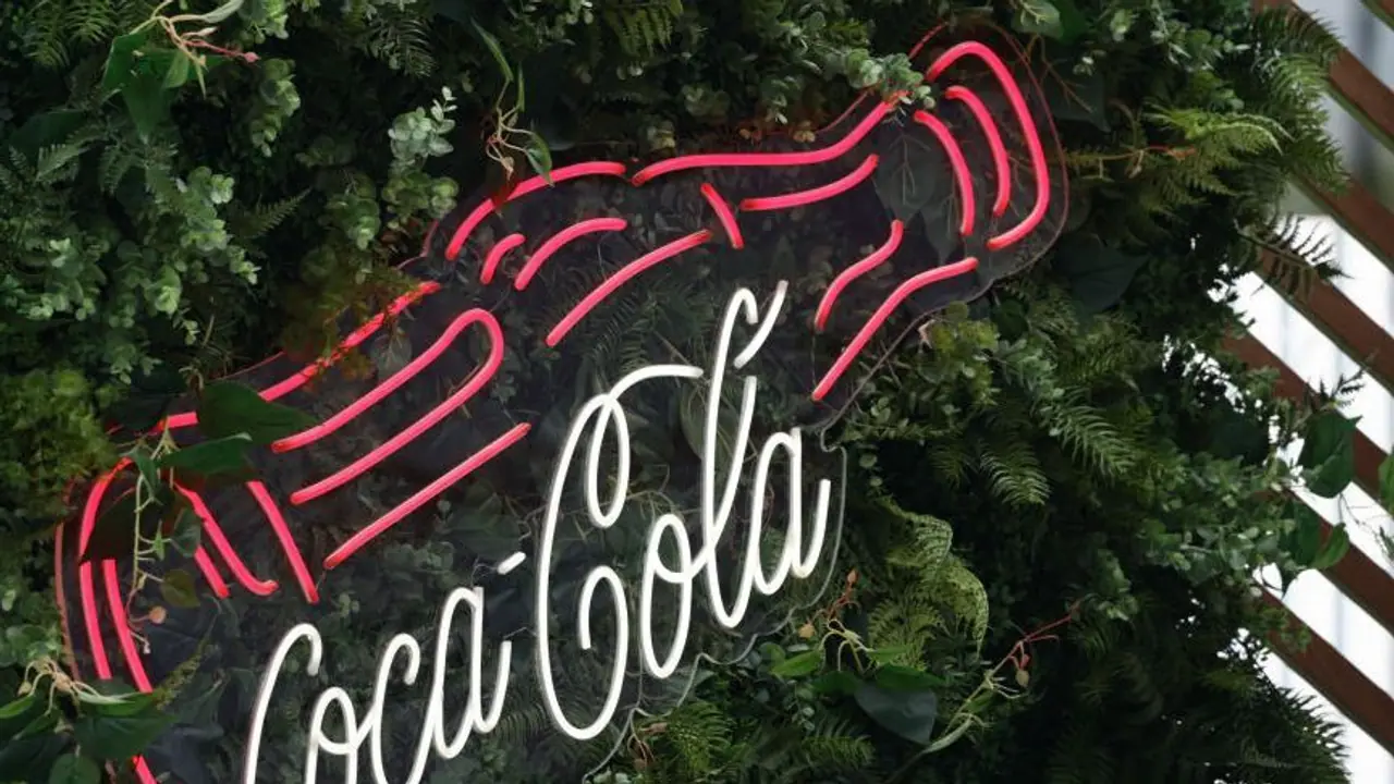 Coca Cola Stock Rises Ahead Of Q4 Earnings: Retail Stays Cautious