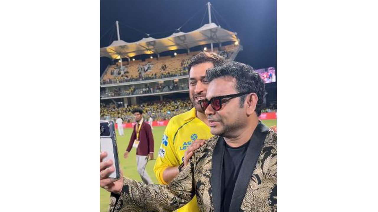 Dhoni with A R Rahman (Photo/instagram/@arrameen) Dhoni with A R Rahman (Photo/instagram/@arrameen)