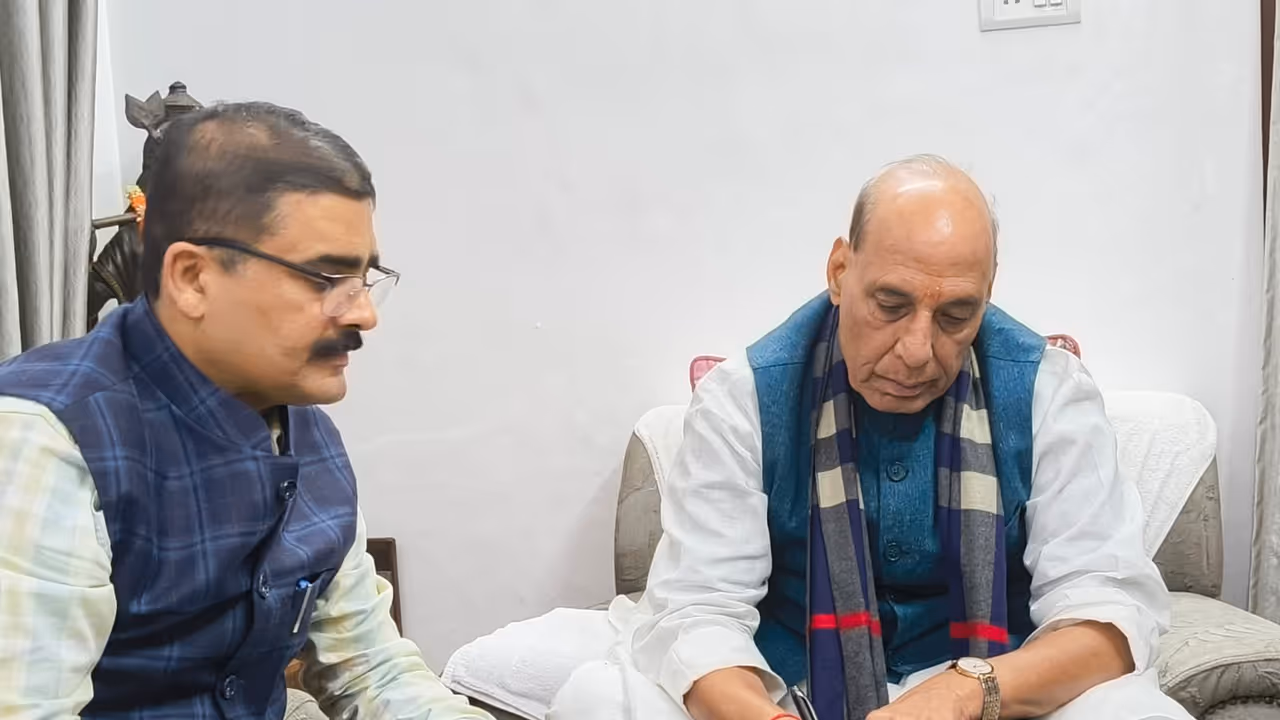 Defence Minister Rajnath Singh filled enumeration form for SIR in UP (Photo/BJP) Defence Minister Rajnath Singh filled enumeration form for SIR in UP (Photo/BJP)