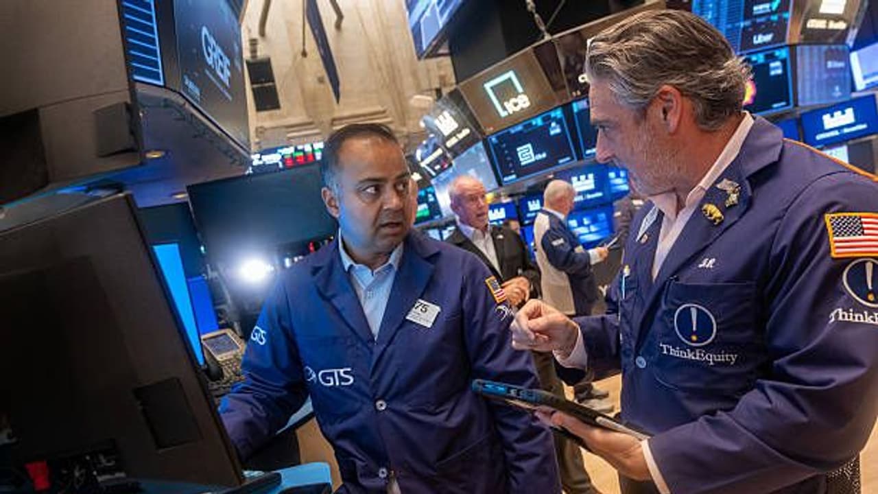 https://stocktwits.com/news articles/markets/equity/treasury yields oil bitcoin 3 charts to watch before the fed minutes/cZDpMJ7RBSo https://stocktwits.com/news articles/markets/equity/treasury yields oil bitcoin 3 charts to watch before the fed minutes/cZDpMJ7RBSo