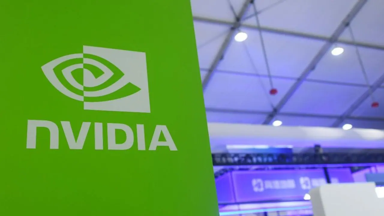 Nvidia Stock Tumbles As Trump’s Tariffs Threaten AI Bellwether’s Margins And Costs: Retail’s Uncertain Nvidia Stock Tumbles As Trump’s Tariffs Threaten AI Bellwether’s Margins And Costs: Retail’s Uncertain