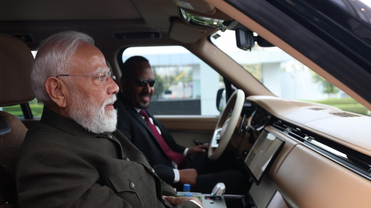 Prime Minister Narendra Modi with Ethiopian Prime Minister Abiy Ahmed (Photo/ANI) Prime Minister Narendra Modi with Ethiopian Prime Minister Abiy Ahmed (Photo/ANI)