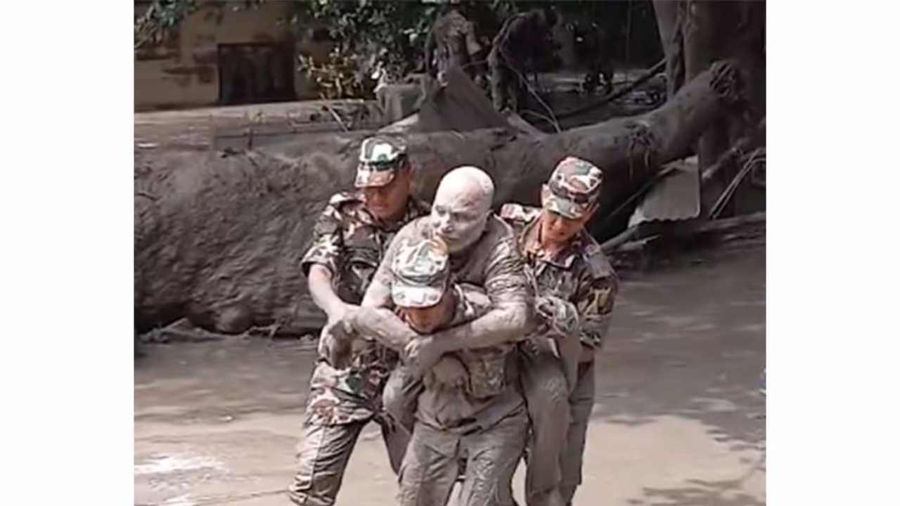 Nepal Army rescue operations after floods (Photo/x/@NepaliArmyHQ) Nepal Army rescue operations after floods (Photo/x/@NepaliArmyHQ)