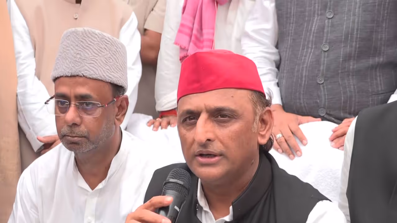 Samajwadi Party Chief Akhilesh Yadav (Photo/ANI) Samajwadi Party Chief Akhilesh Yadav (Photo/ANI)