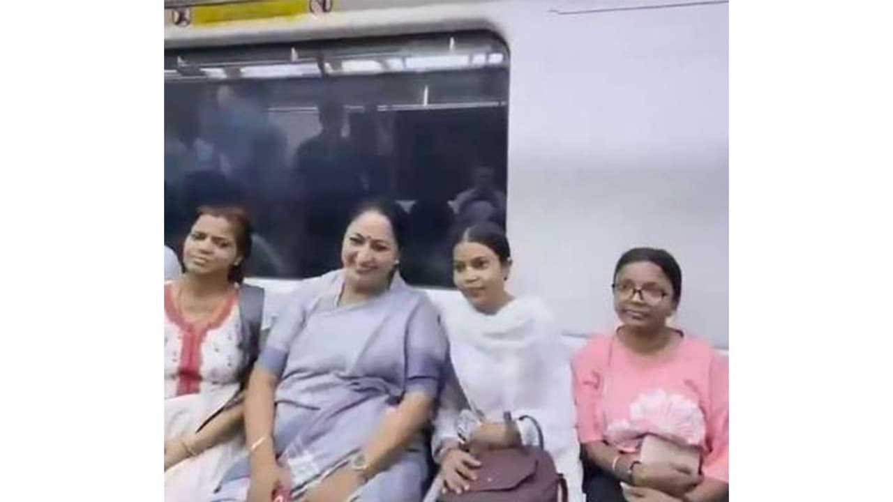 Delhi CM Rekha Gupta leads ‘Metro Monday’ drive (Photo/ANI) Delhi CM Rekha Gupta leads ‘Metro Monday’ drive (Photo/ANI)