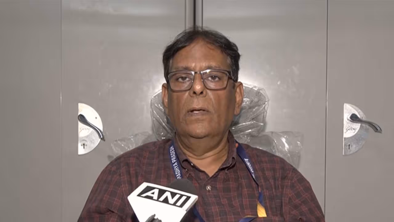 Indore CMHO Dr Madhav Hasani (Photo/ANI) Indore CMHO Dr Madhav Hasani (Photo/ANI)