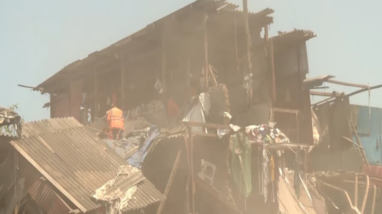 Visual of Anti Encroachment drive at Bandra Garib Nagar (Photo/ANI) Visual of Anti Encroachment drive at Bandra Garib Nagar (Photo/ANI)