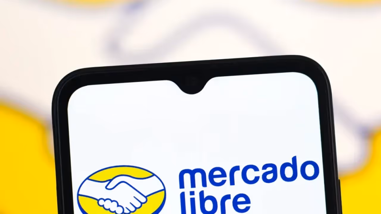 https://stocktwits.com/news articles/markets/equity/mercadolibre retail investors double down on their bullish take on stock after its worst drop in about a year/chCotZrR39M