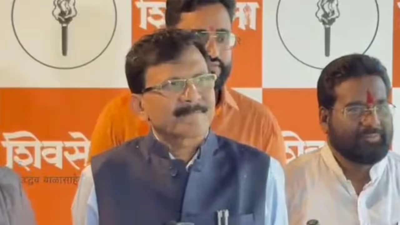 Shiv Sena (UBT) MP Sanjay Raut (Photo/ANI) Shiv Sena (UBT) MP Sanjay Raut (Photo/ANI)
