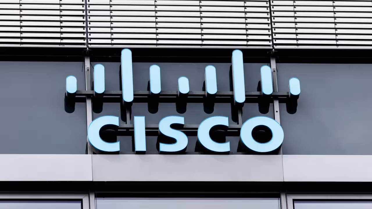https://stocktwits.com/news articles/markets/equity/csco stock slips after hours even as ai equipment demand drives q4 beat/cZo8kDlRJWw https://stocktwits.com/news articles/markets/equity/csco stock slips after hours even as ai equipment demand drives q4 beat/cZo8kDlRJWw