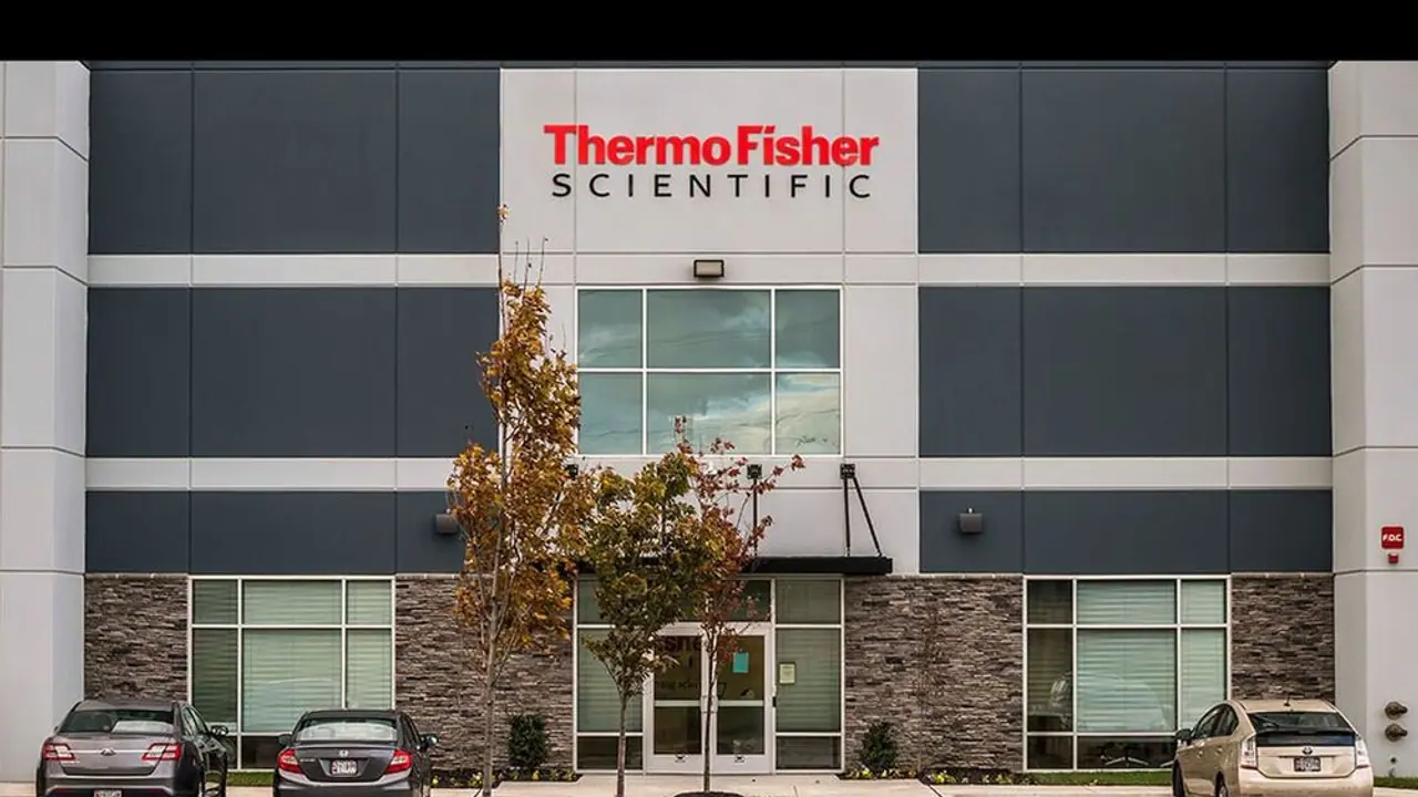 https://stocktwits.com/news articles/markets/equity/thermo fisher ceo says ai will drive more pharma spending sees 7 organic growth by 2028/cZtnK38RBcN https://stocktwits.com/news articles/markets/equity/thermo fisher ceo says ai will drive more pharma spending sees 7 organic growth by 2028/cZtnK38RBcN