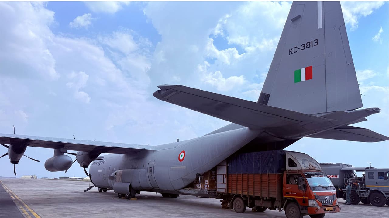 Indian Air Force aircraft C130J with about 3 tonnes of anti tuberculosis medicines for Sri Lanka (Photo/X/@DrSJaishankar) Indian Air Force aircraft C130J with about 3 tonnes of anti tuberculosis medicines for Sri Lanka (Photo/X/@DrSJaishankar)