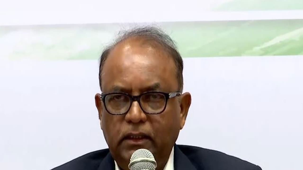 Maharashtra State Election Commissioner Dinesh Waghmare (Photo/ANI) Maharashtra State Election Commissioner Dinesh Waghmare (Photo/ANI)