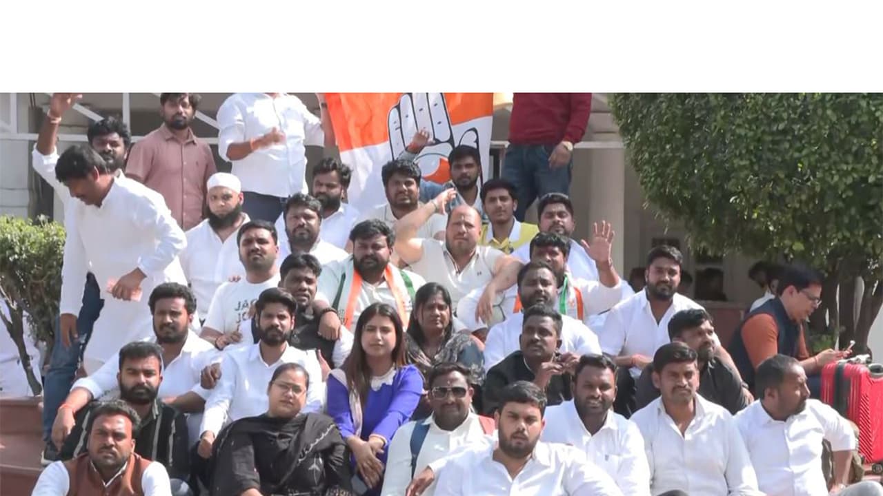 NSUI workers protest at IYC office in Delhi (Photo/ANI) NSUI workers protest at IYC office in Delhi (Photo/ANI)